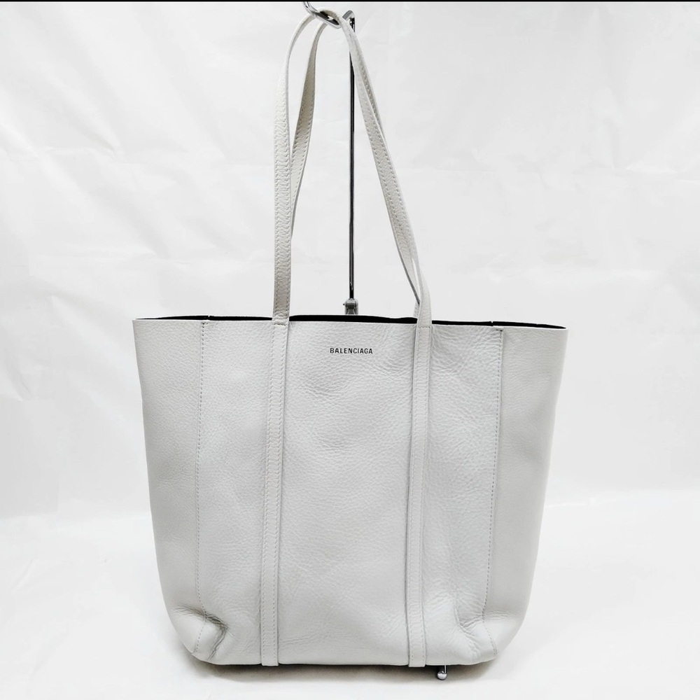 Balenciaga White Leather Everyday Tote with removable cross body straps